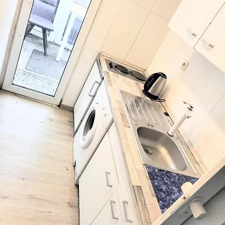 Apartment Fmi33deluxe Hassloch (Hessen)